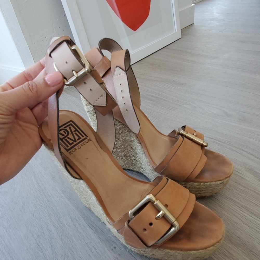 Pour la Victoire espadrille wedge sandal